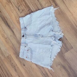LEVI'S 550 Relaxed Fit Y2K Vintage 5 Pocket Frayed Jean Shorts